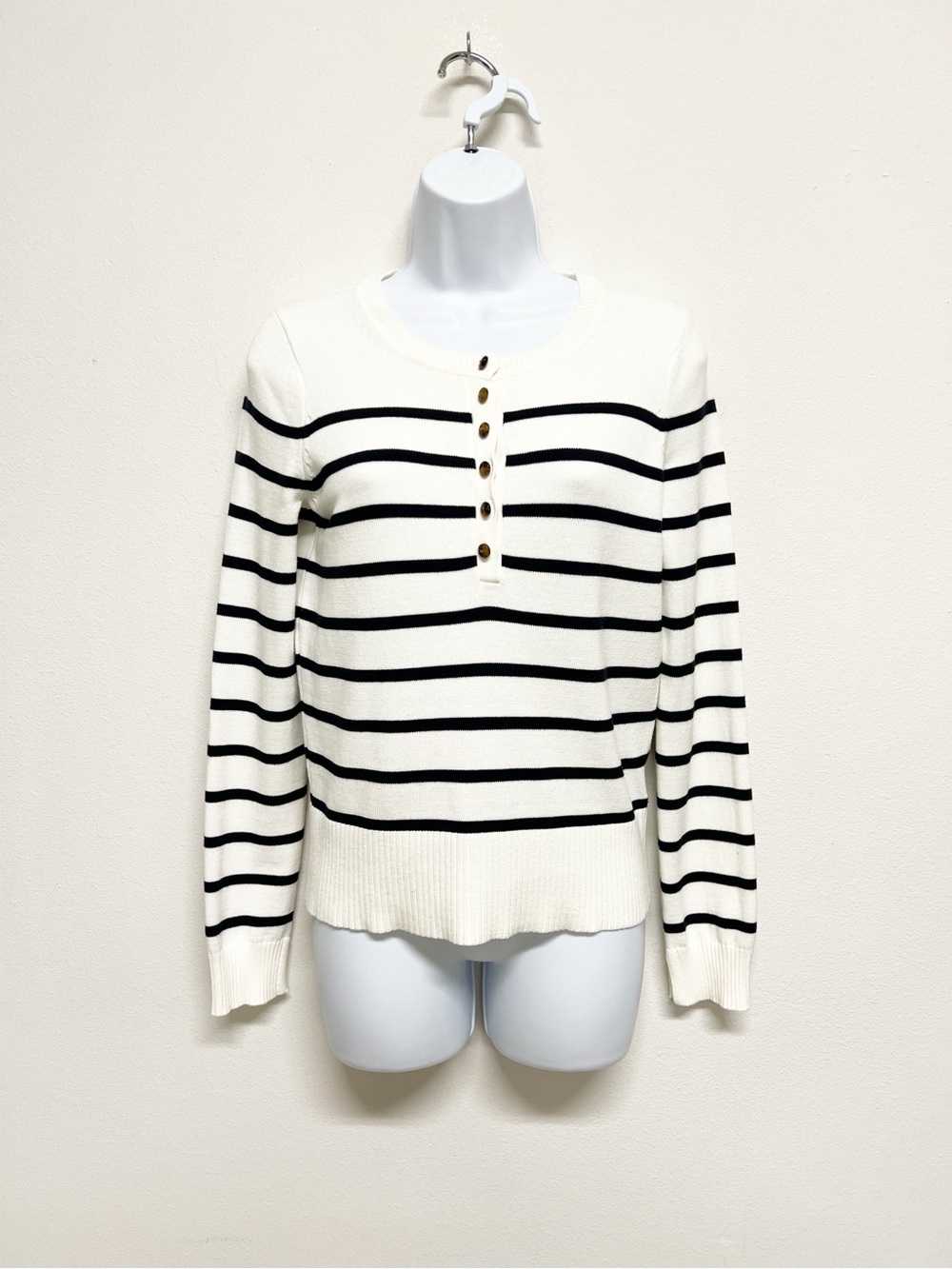 Veronica Beard White Navy Striped Dianora Knitted Coastalcore Henley Sweater
